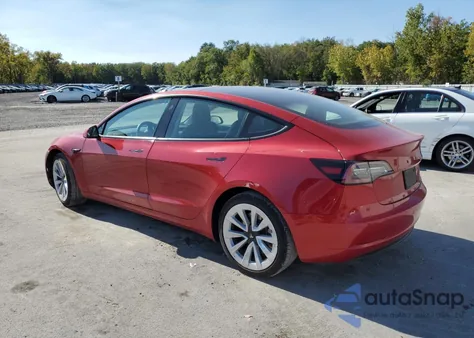 2022 Tesla Model 3 из США, поврежденный, VIN 5YJ3E1EBXNF190428